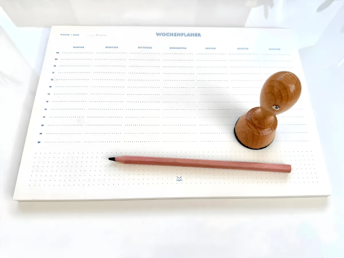 Welcome to the professional services of Ekaterina van de Viven – certified translator and sworn interpreter in Remscheid, Germany. I provide high-quality certified translations, sworn interpreting, and professional language services for individuals, businesses, law firms, courts, and public authorities. If you are looking for a certified translator in Remscheid, a sworn interpreter near you, or professional translation services in North Rhine-Westphalia (NRW), you are in the right place.