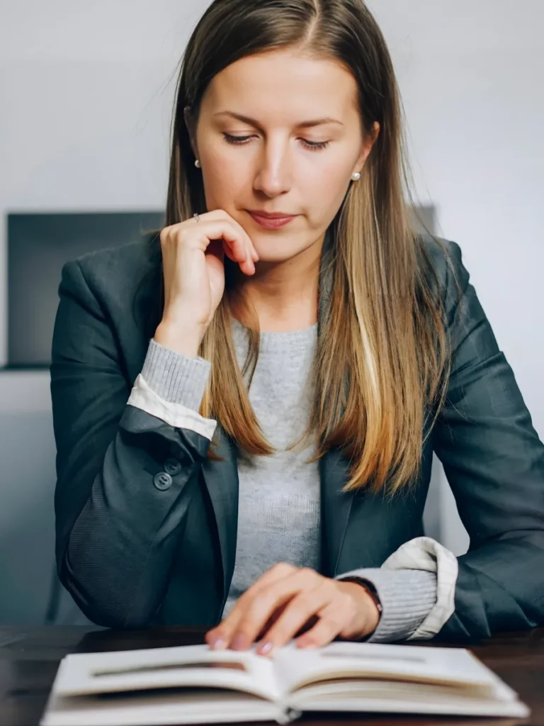 Welcome to the professional services of Ekaterina van de Viven – certified translator and sworn interpreter in Remscheid, Germany. I provide high-quality certified translations, sworn interpreting, and professional language services for individuals, businesses, law firms, courts, and public authorities. If you are looking for a certified translator in Remscheid, a sworn interpreter near you, or professional translation services in North Rhine-Westphalia (NRW), you are in the right place.